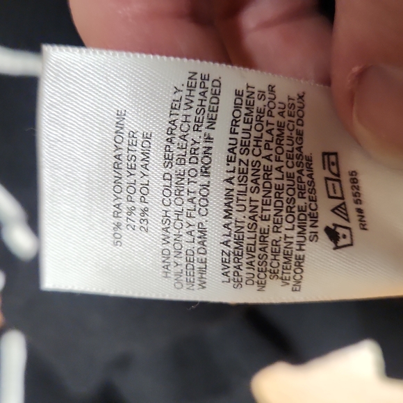 Women's XS Cropped Sweater, EUC - Picture 6 of 6